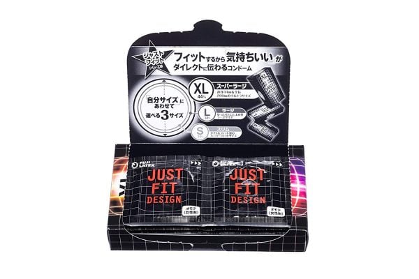 Condom-Fuji-Latex-Just-Fit-3-600x400